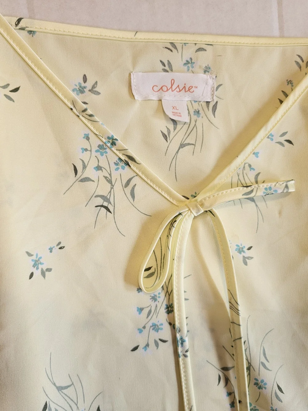 Colsie XL Buttery Yellow Floral Satin Cami Top and Shorts Pajama